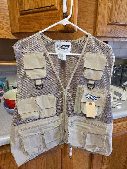 Sports Fisher Fishing Vest Size L/XL