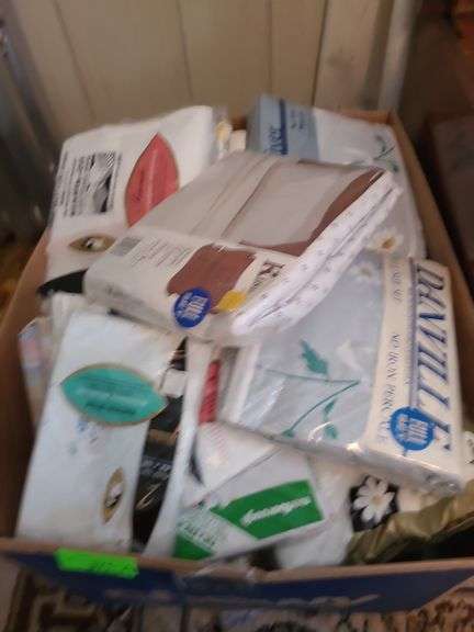 Approx. 40 Twin-Queen Sized Sheet Sets