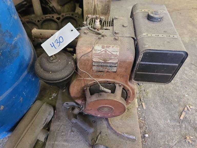 Briggs & Stratton 4 Cycle 8HP Horizontal Shaft Engine. Pulls Over, Not Running