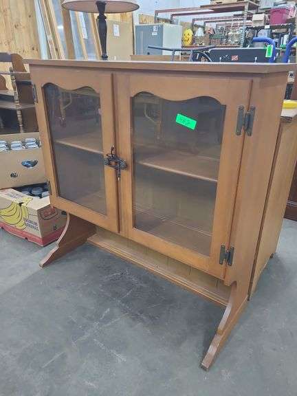 2 Piece Wooden Hutch