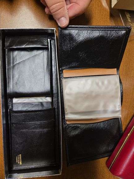 2 New Men's Wallets