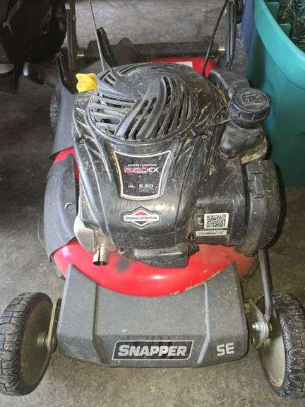 Briggs & Stratton Self Propelled Lawn Mower