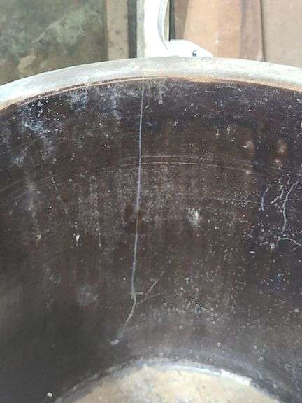 12 Gallon Crock (Cracked)