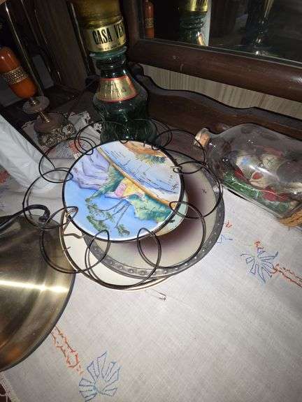 Contents On Top Of Dresser, 4 Lamps, Decorations