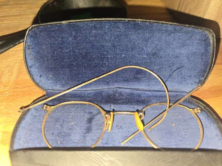 Gold Filled Vintage Glasses (Damaged/Missing Arm)