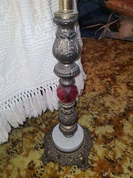 Vintage Glass Ash Tray (Cracked)