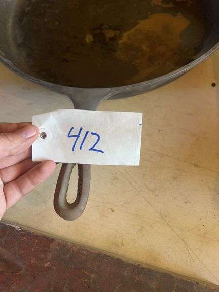 Cast Iron Skillet (Approximately 17")