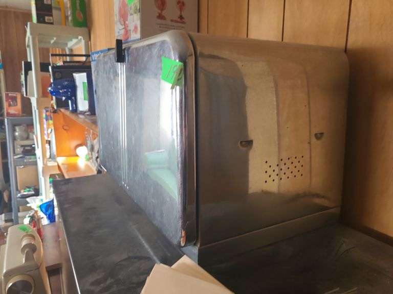 Vintage Metal Beauty Box