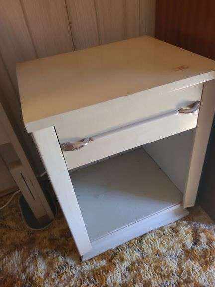 5 Pc. Albert Bedroom Suite, Approx Full Sized Bedframe, 6 Drawer 2 Pc. Dresser With Mirror, 5 Drawer Dresser, And 2 Nightstands