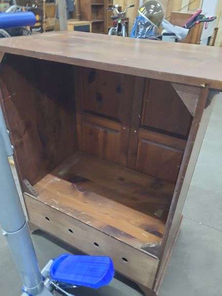 Wooden Entertainment Stand
