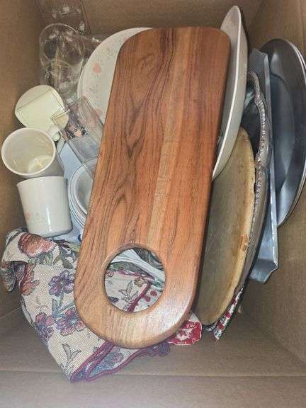 2 Boxes Vintage Mason Jars, Corelle Corning Set, Various Dishes