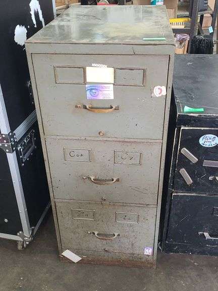 3 Drawer Filing Cabient