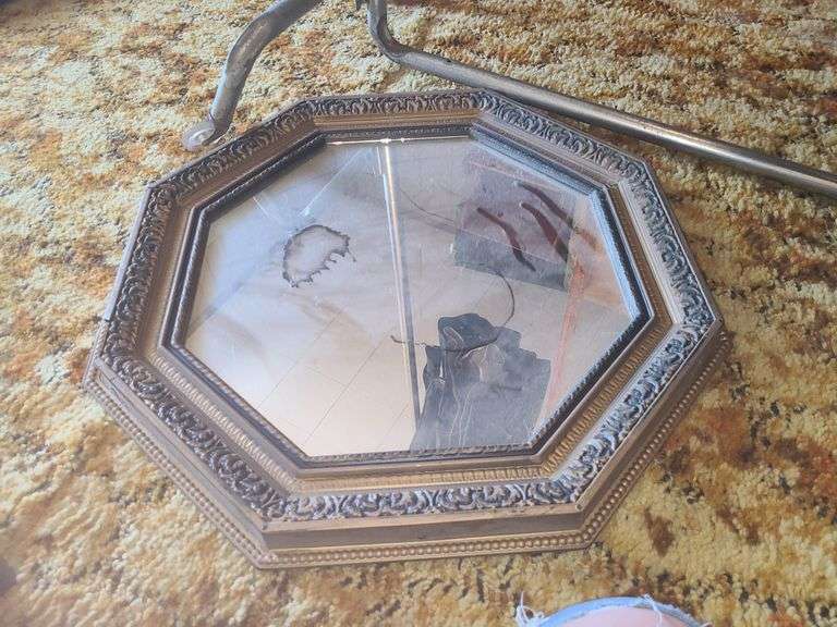 2 Step Stools And Mirror