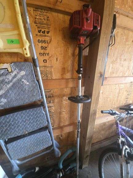 Shindaiwa T-18 Weed Trimmer