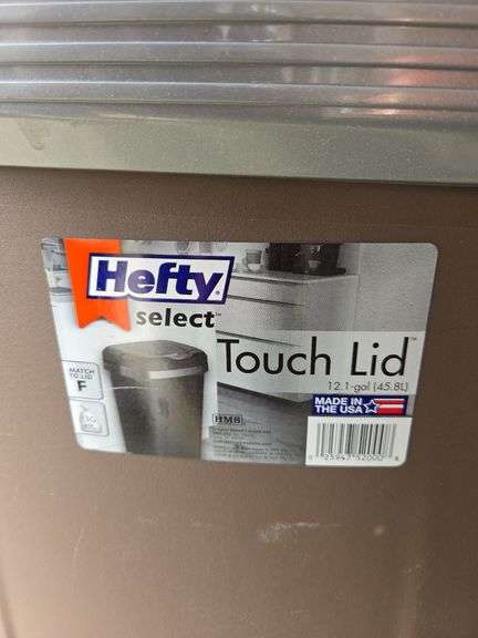 2 House Garbage Cans