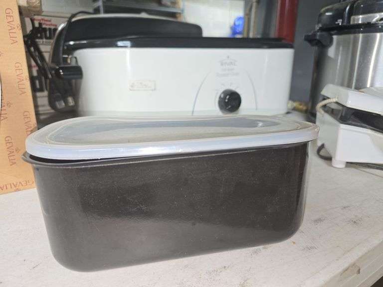 Rival 18 Quart Roaster Oven