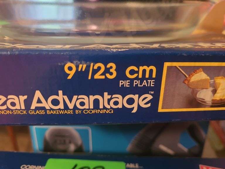 Pyrex Pie Dish And Box