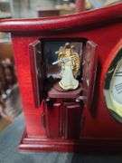 Musical Mantle Clock, No Batteries, Untested