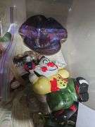 Assorted Holiday Decor