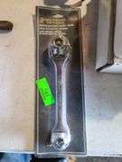 Multi-Head Socket Wrench