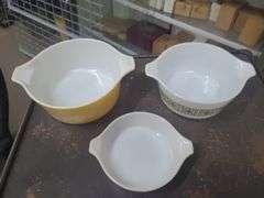 3 Vintage Pyrex Nesting Bowls