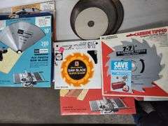 Saw Blades & Molding Head .(Approximately 11 Pieces)