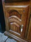 2 Pc. Wooden China Cabinet With Bubble Glass Doors & Glass Shelves (Come At 6: 30 For Pickup)