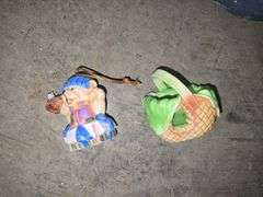 Tote of Assorted Decor