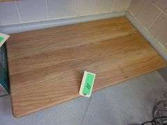 2 Wooden Cutting Boards