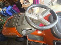 Husqvarna YTH 22V42 Riding Mower, 2 Gas Cans. (WORKS) 42"