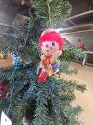 Decorated Christmas Tree on Platform (Approx. 4' Tall)