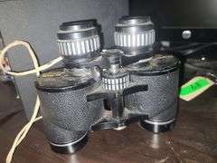 Tasco 6X-12X32 Binoculars With Case