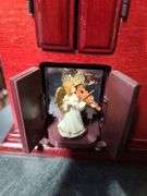 Musical Mantle Clock, No Batteries, Untested