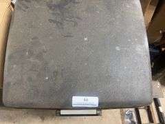 VINTAGE ROYAL TYPE TYPEWRITER