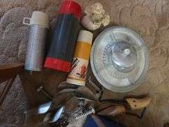 Box Of Cutting Board,Tray,Thermoses, Lazy Susan, Shoe Stretchers