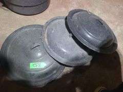 2 Porcelain Pots And 3 Lids