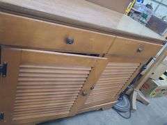 2 Piece Wooden Hutch