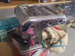 Ampia Pasta Maker