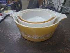 3 Vintage Pyrex Nesting Bowls