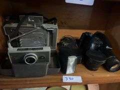 2 VINTAGE CAMERAS