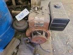 Briggs & Stratton 4 Cycle 8HP Horizontal Shaft Engine. Pulls Over, Not Running