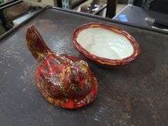 Vintage Hen On A Nest (Chipped)