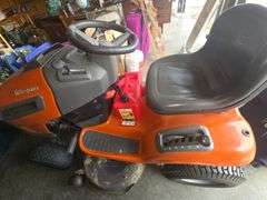 Husqvarna YTH 22V42 Riding Mower, 2 Gas Cans. (WORKS) 42"