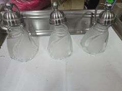 3 Light Vanity Fixture
