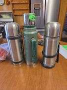 3 Thermoses