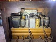 Tubed Zenith Record Player & Radio