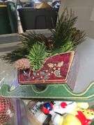 Assorted Holiday Decor