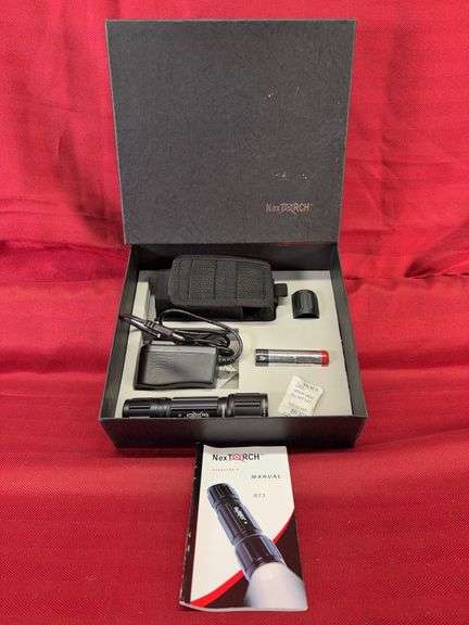 NexTorch Flashlight Model RT3 w/Charger in Box-Black