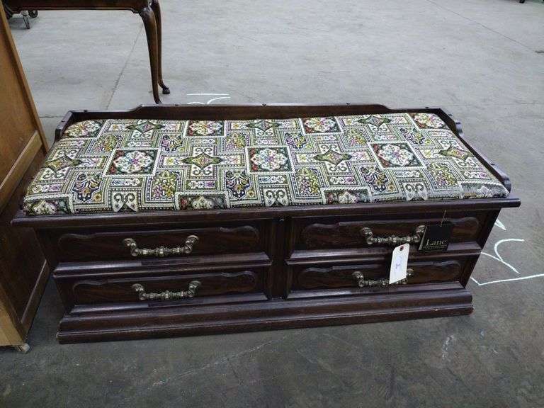 Upholstered Lane Cedar Chest With Key