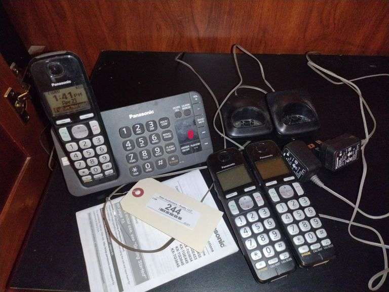 Panasonic Phone System - Base & 2 Extensions - Works